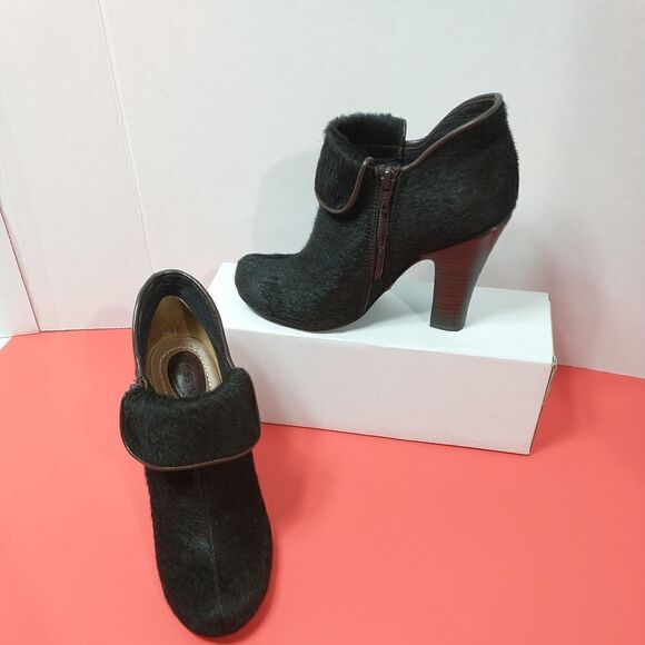 Fossil Ladies Sz 6 Brown Calf Hair Zipper Blocked Heel Booties - Picture 1 of 10